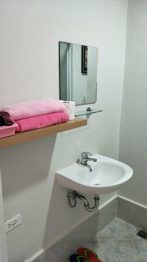Lelani'S Comfy Condo Lapu-Lapu City Buitenkant foto